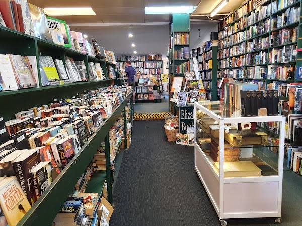Elizabeth's Secondhand Bookshops 4