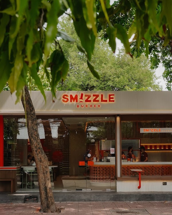 Smizzle Burger - Ari