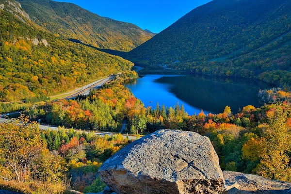 Artist's Bluff Loop Trailhead