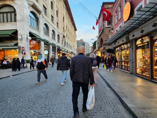 Hamidiye Caddesi