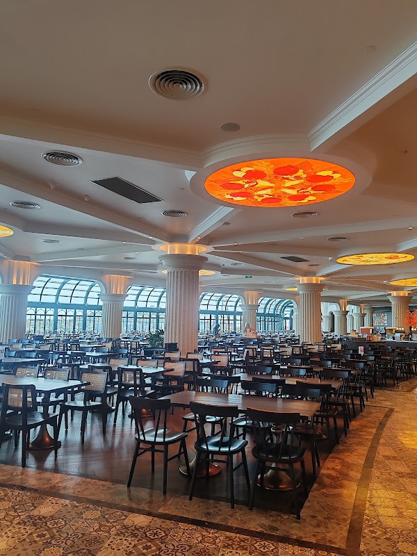 Four Seasons Buffet Restaurant (Ba Na Hills)