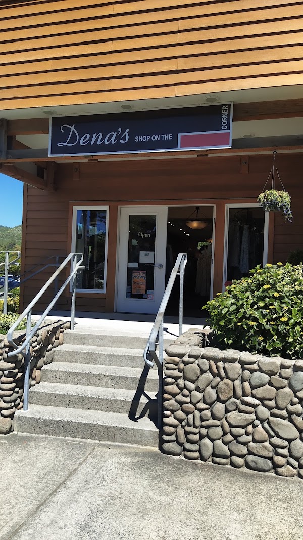 Dena's Shop on the Corner