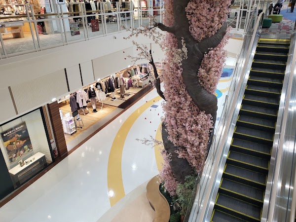 AEON MALL Narita 5