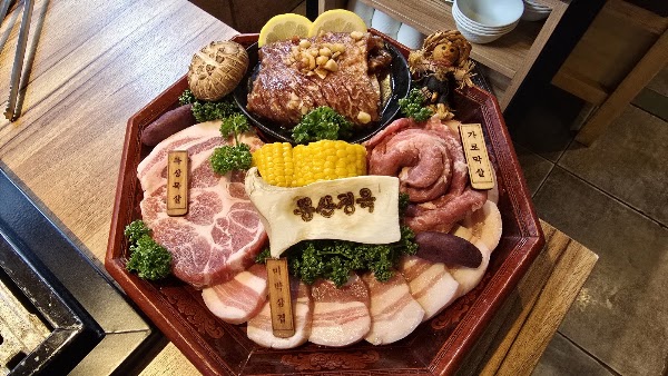 봉산정육 홍대본점 l Hongdae Korean bbq l 烤肉 | サムギョプサル 3