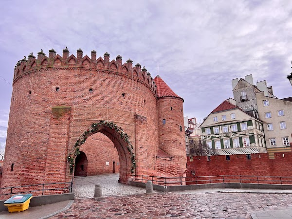 Warsaw Barbican 5