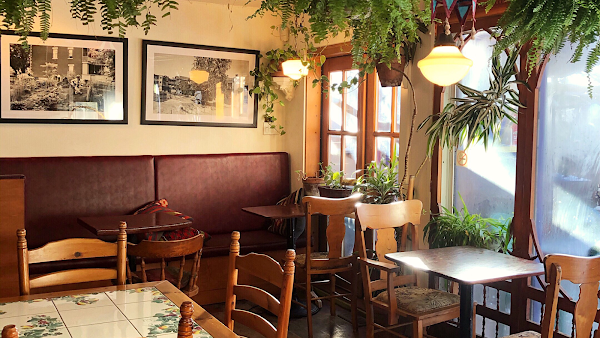 Café Santropol