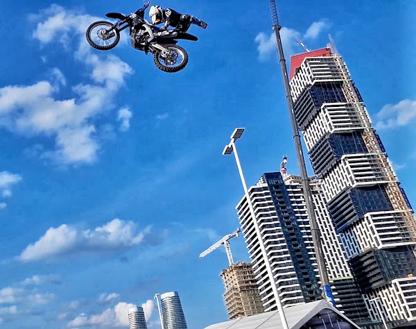 50 Absolute Condos 2
