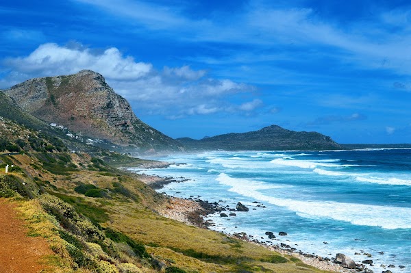 Misty Cliffs