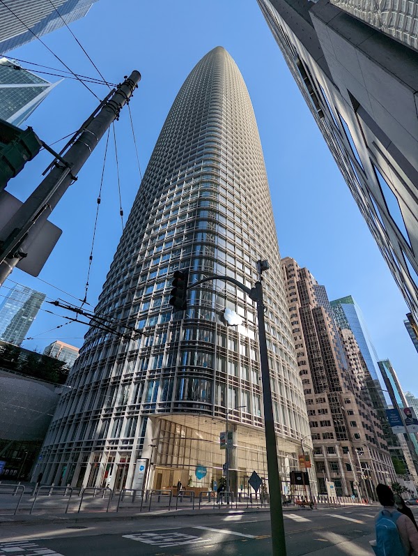 Salesforce Tower 1