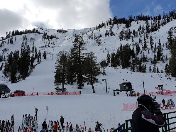 Alpine Base Area at Palisades Tahoe 5