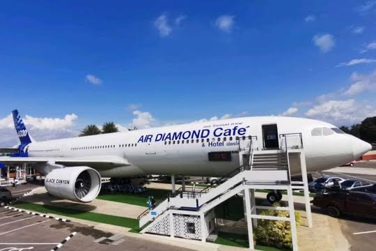 Air Diamond Cafe 3