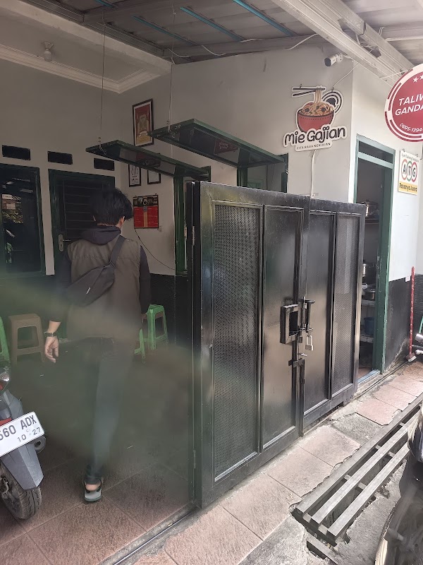 Ayam Taliwang & Penyet Gandapura 1