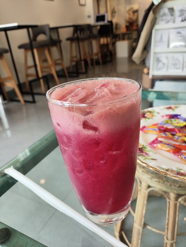 Eggplant Smoothie & Juice Bar Songwat 5