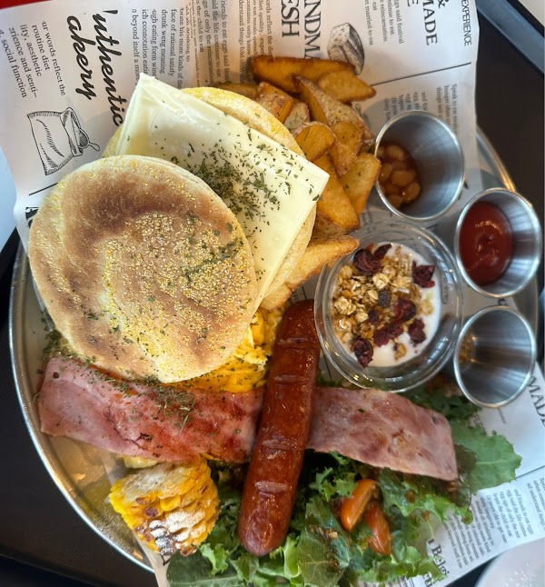 Cafe Yard 3