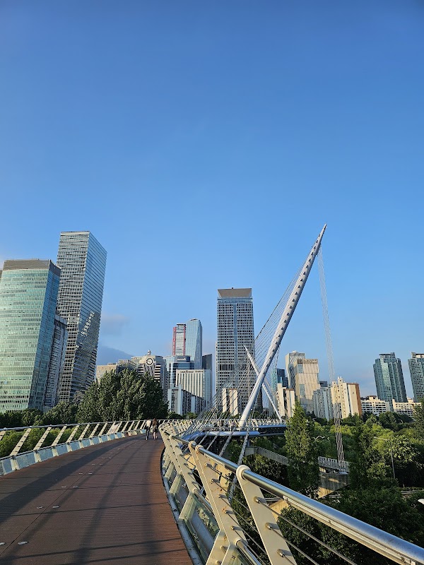 Yeouido Saetgang Ecological Park