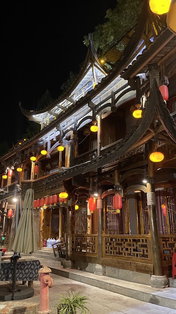 Tuwang Palace Babutang Hotel 5