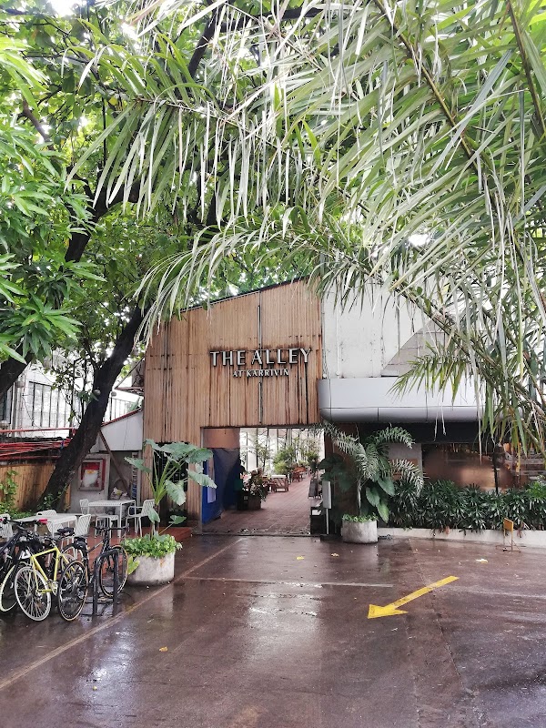 The Alley at Karrivin 1