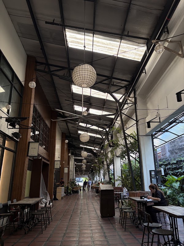 The Alley at Karrivin 5