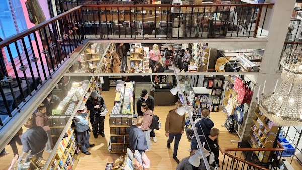 The Science Fiction Bookstore 5