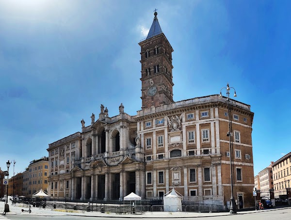 Architectural spots in the world 12