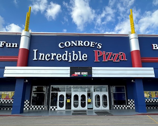 Conroe's Incredible Pizza Company 1