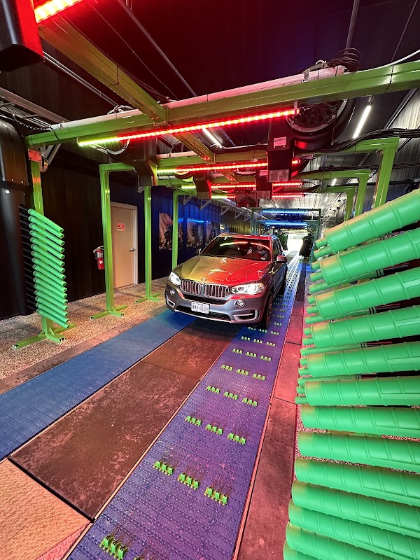 Dino Clean Car Wash