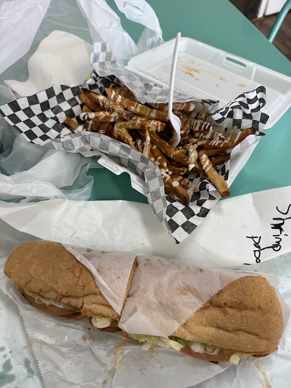 Mid-City Chicken and Po-Boys 2