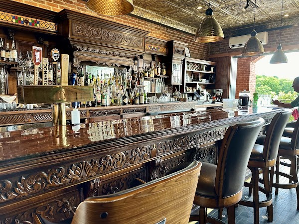 Oak Room 4