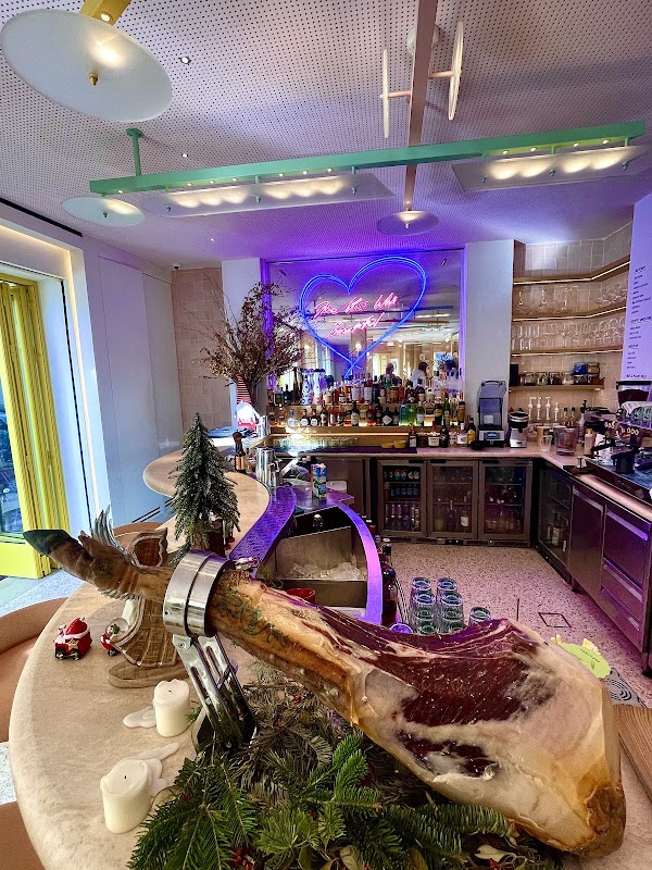 Restaurant 2