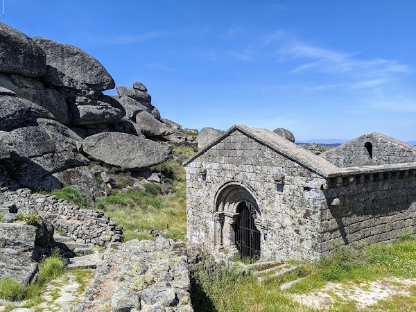 Igreja de São Miguel (ruínas) 1