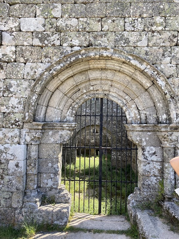 Igreja de São Miguel (ruínas) 4