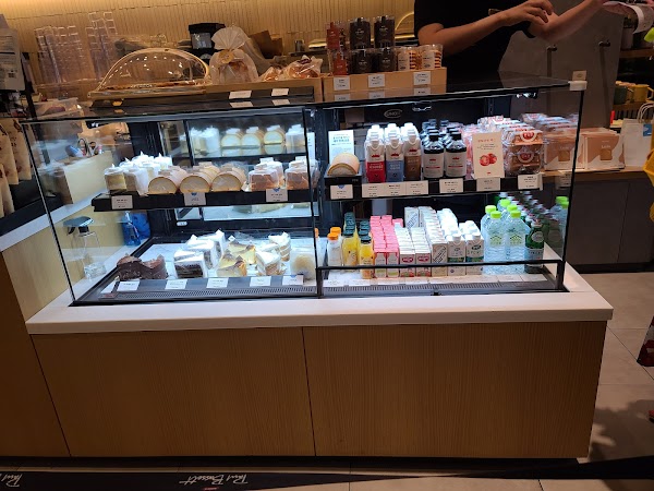 Hyundai Premium Outlet Space1 3