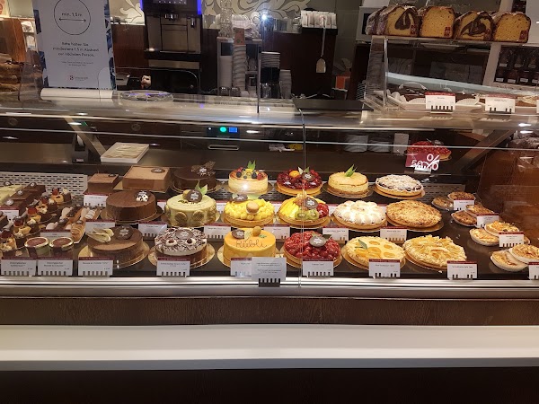 Breuninger Confiserie 2
