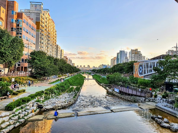 Bulgwangcheon Stream 5