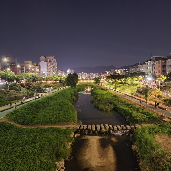 Bulgwangcheon Stream 2
