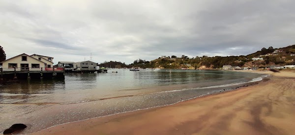 Halfmoon Bay / Oban 1