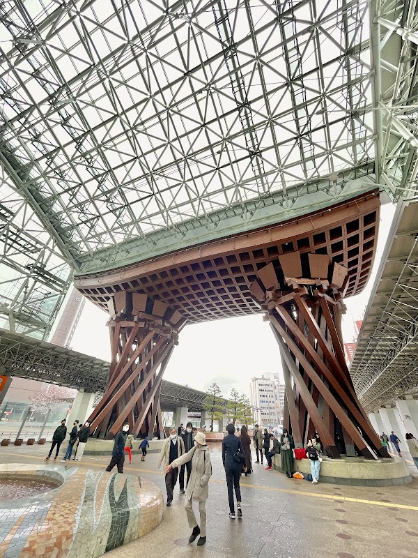 Kanazawa Station 3