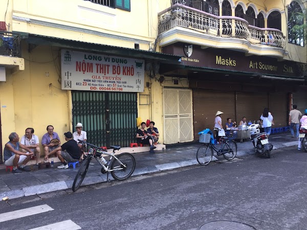 Nộm Bò Khô Long Vi Dung - Địa chỉ nộm bò khô, bánh bột lọc ngon chất lượng tại Hoàn kiếm Hà Nội