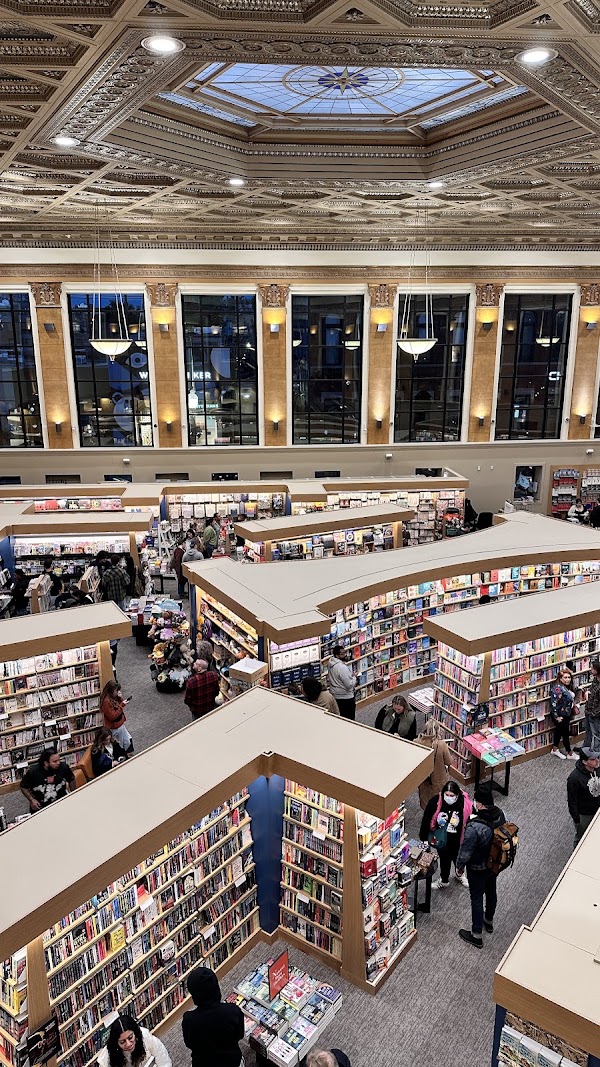 Barnes & Noble 5