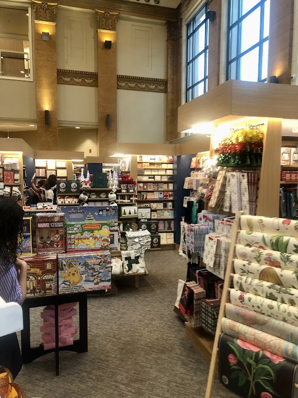 Barnes & Noble 4
