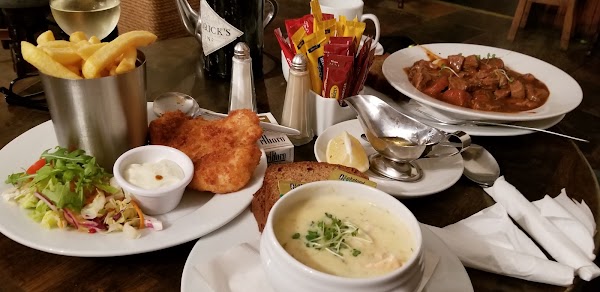 Gus O'Connor's Pub 4