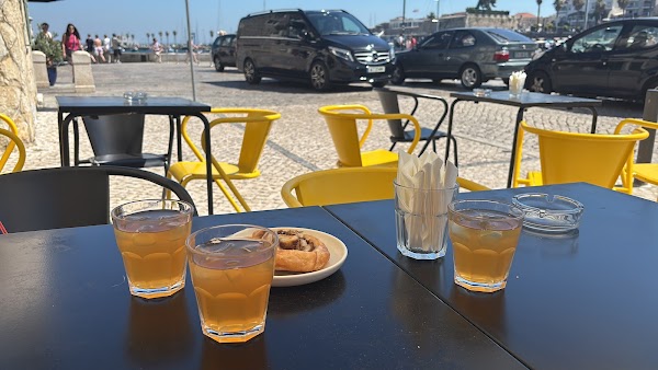 Café Joyeux Cascais 5