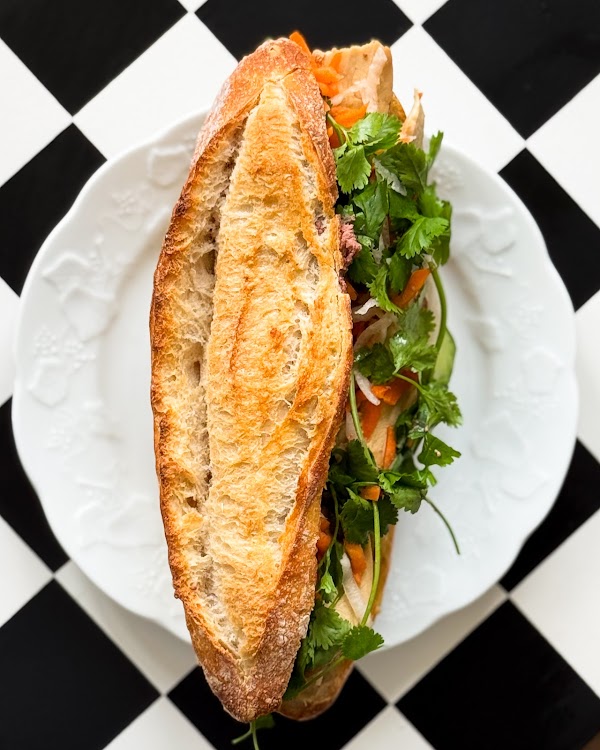Bánh mì 24 5