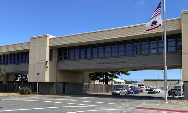 Redwoods National and State Parks-Crescent City Information Center 5