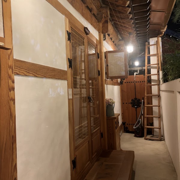Hanok House 4
