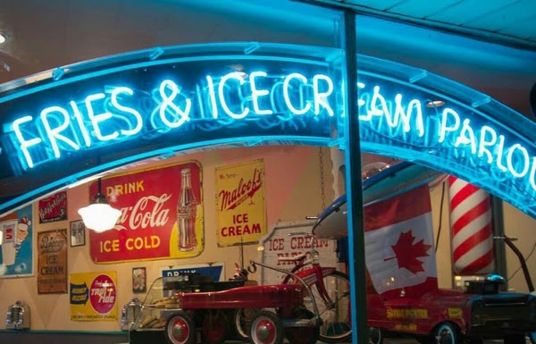 RC'S Boardwalk Fries & Ice Cream Parlour