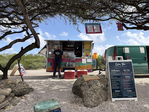 Cactus Blue Foodtruck Bonaire 2