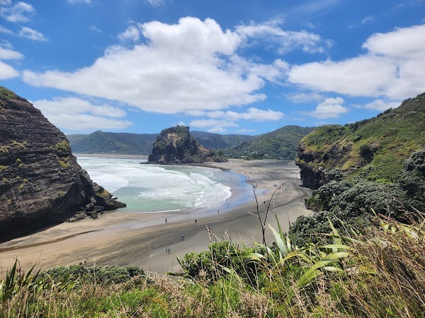Piha Beach 1