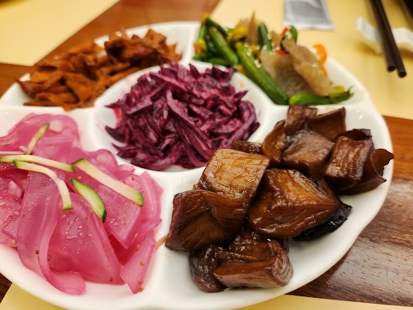 Chi Lin Vegetarian 3