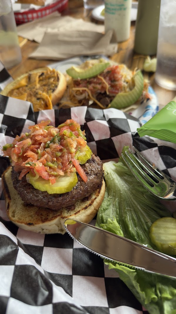 Kip's Grill 4